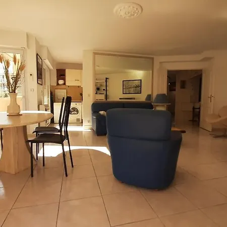 Nouveau Coeur De Ville, 100 M De La Plage, Spacieux Apartment